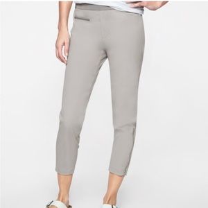 Athleta Mod Trekkie Gray Crop Pants 4